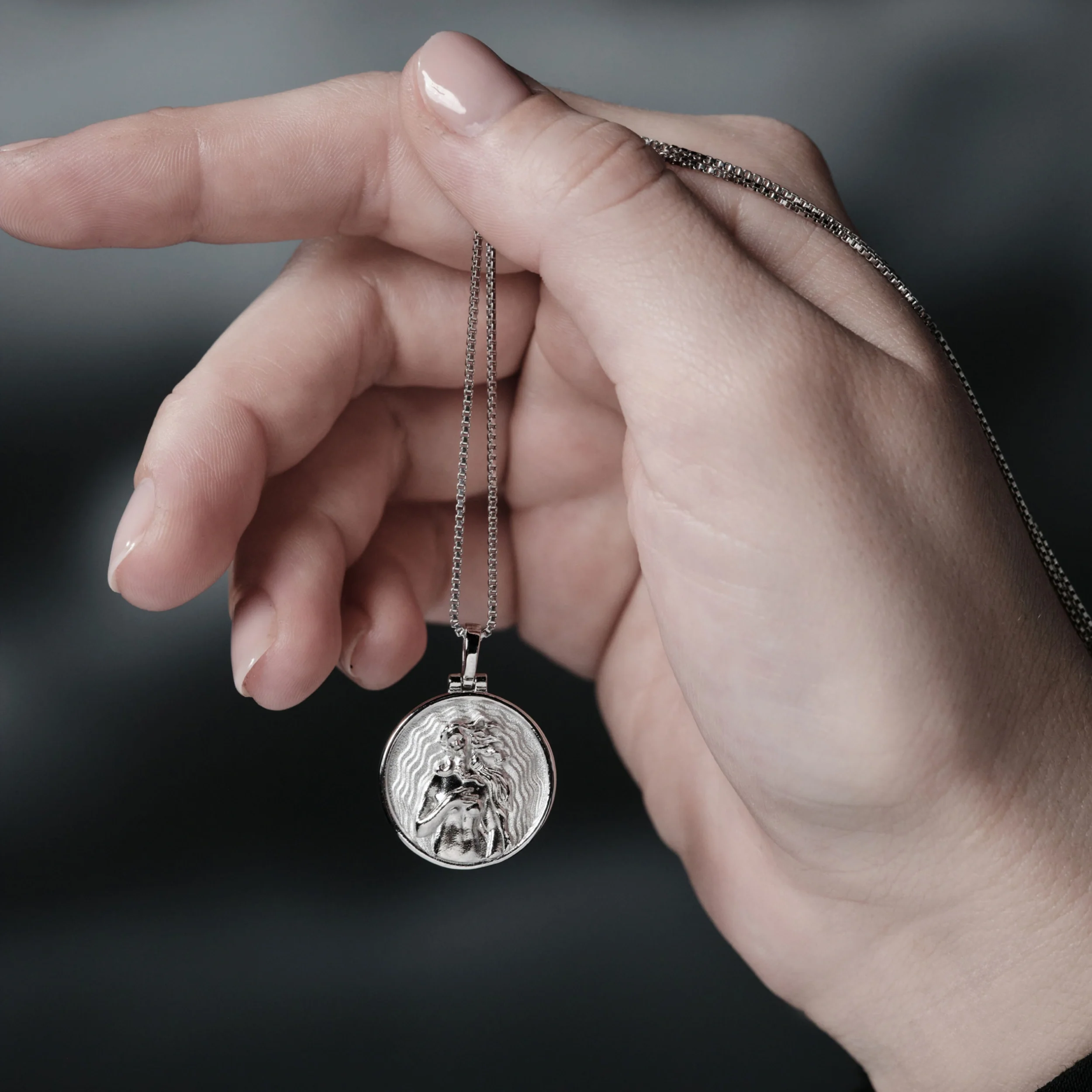Aphrodite Necklace - Image 3