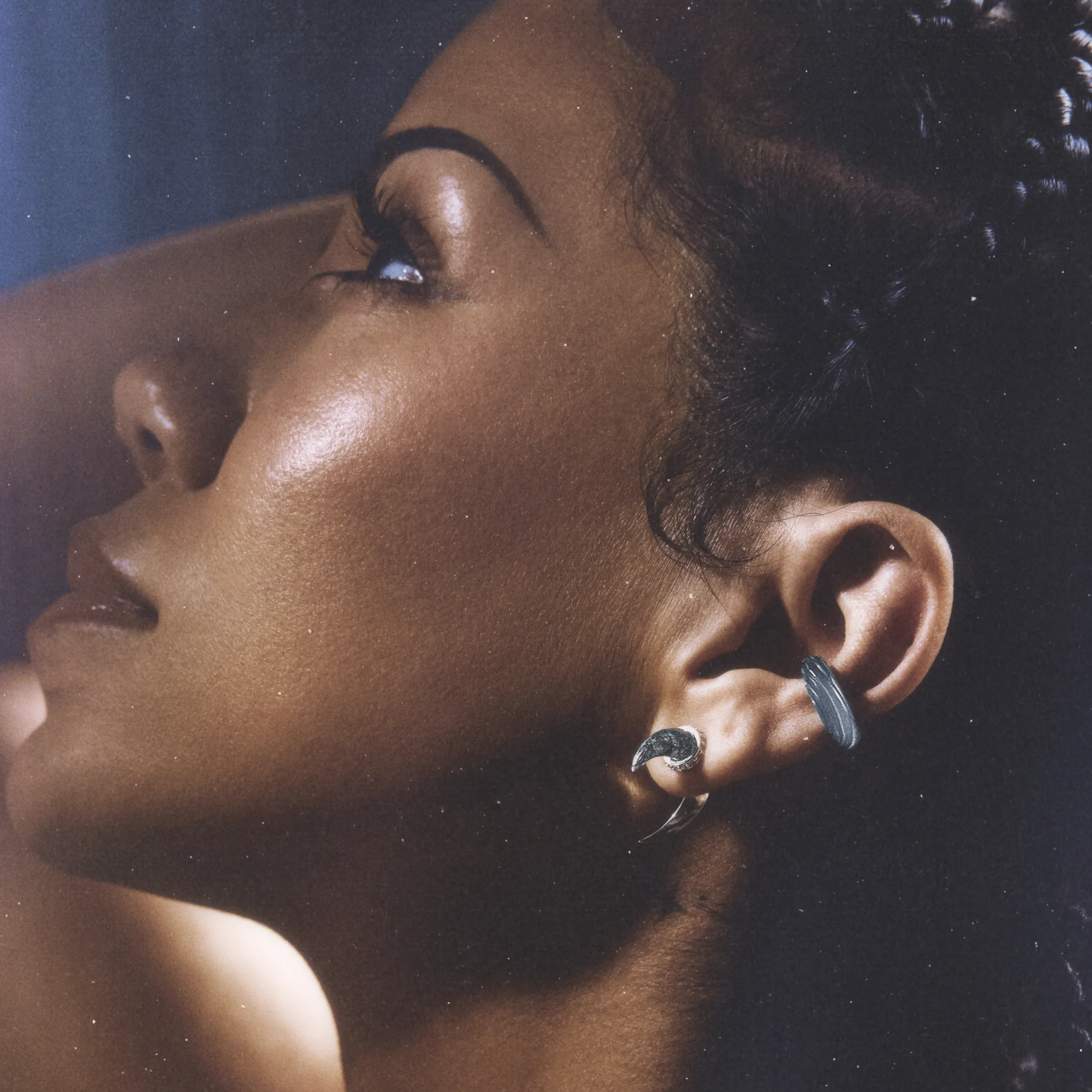Carved Gemstone Ear Cuff - Image 2