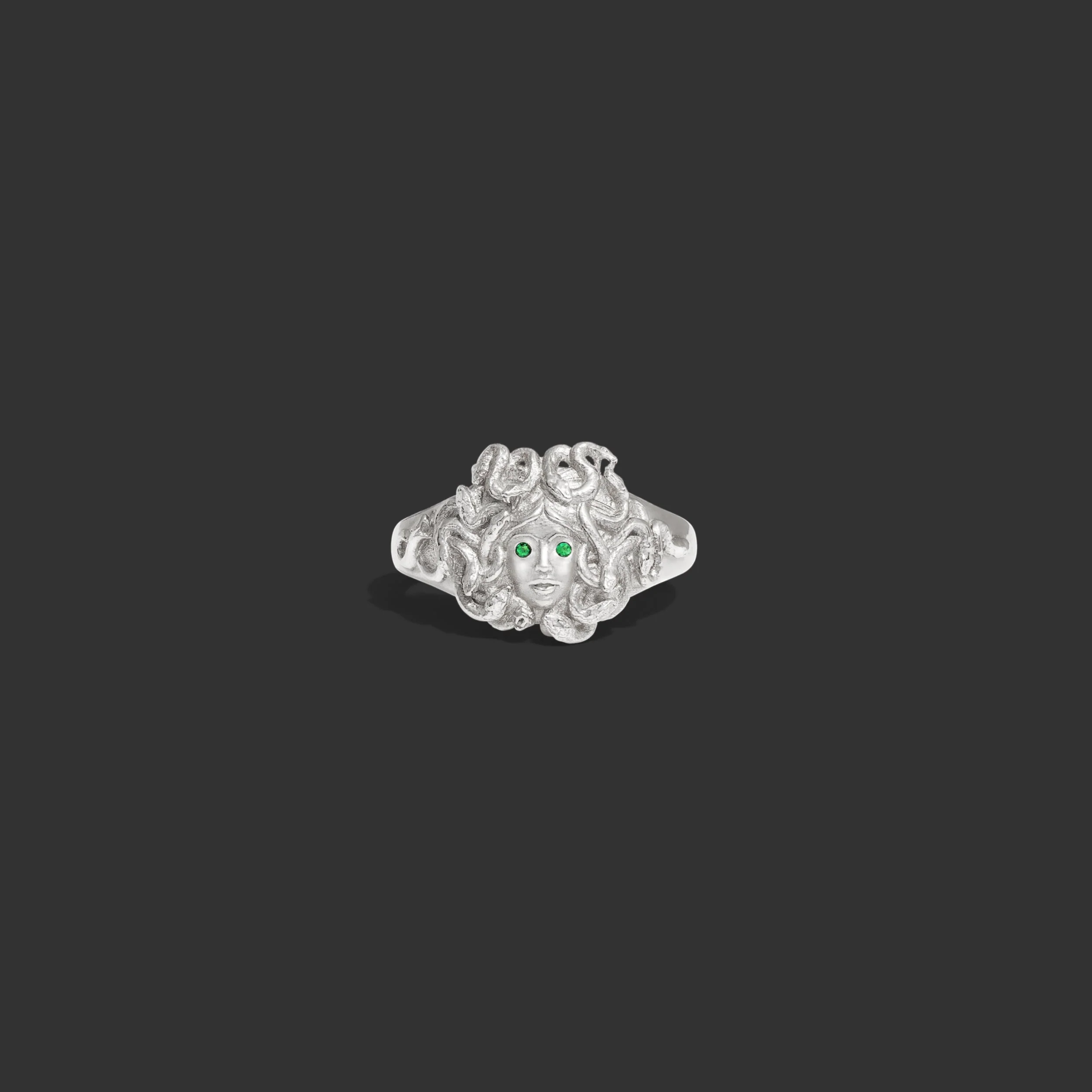 Emerald Medusa Signet Ring - Image 4