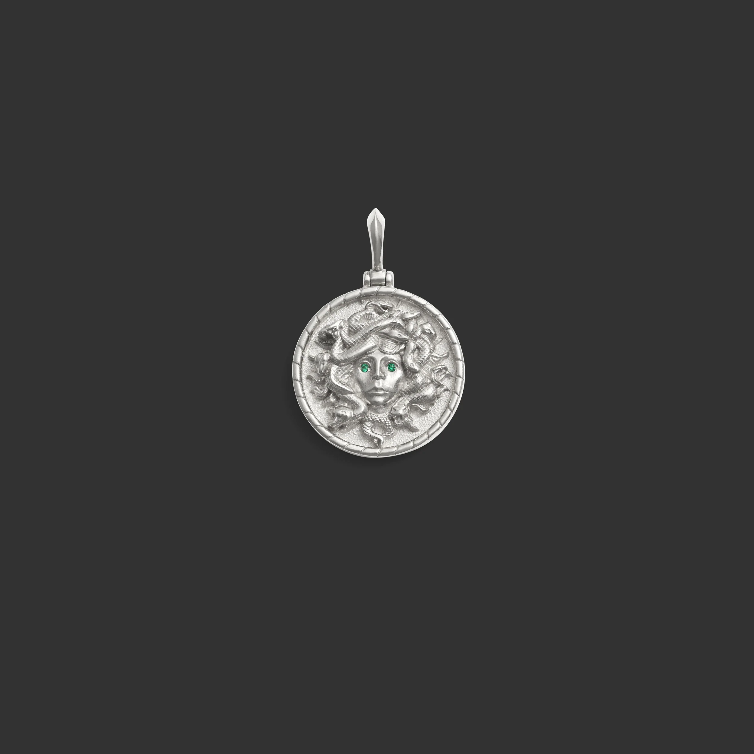 Emerald Eye Medusa Pendant - Image 7