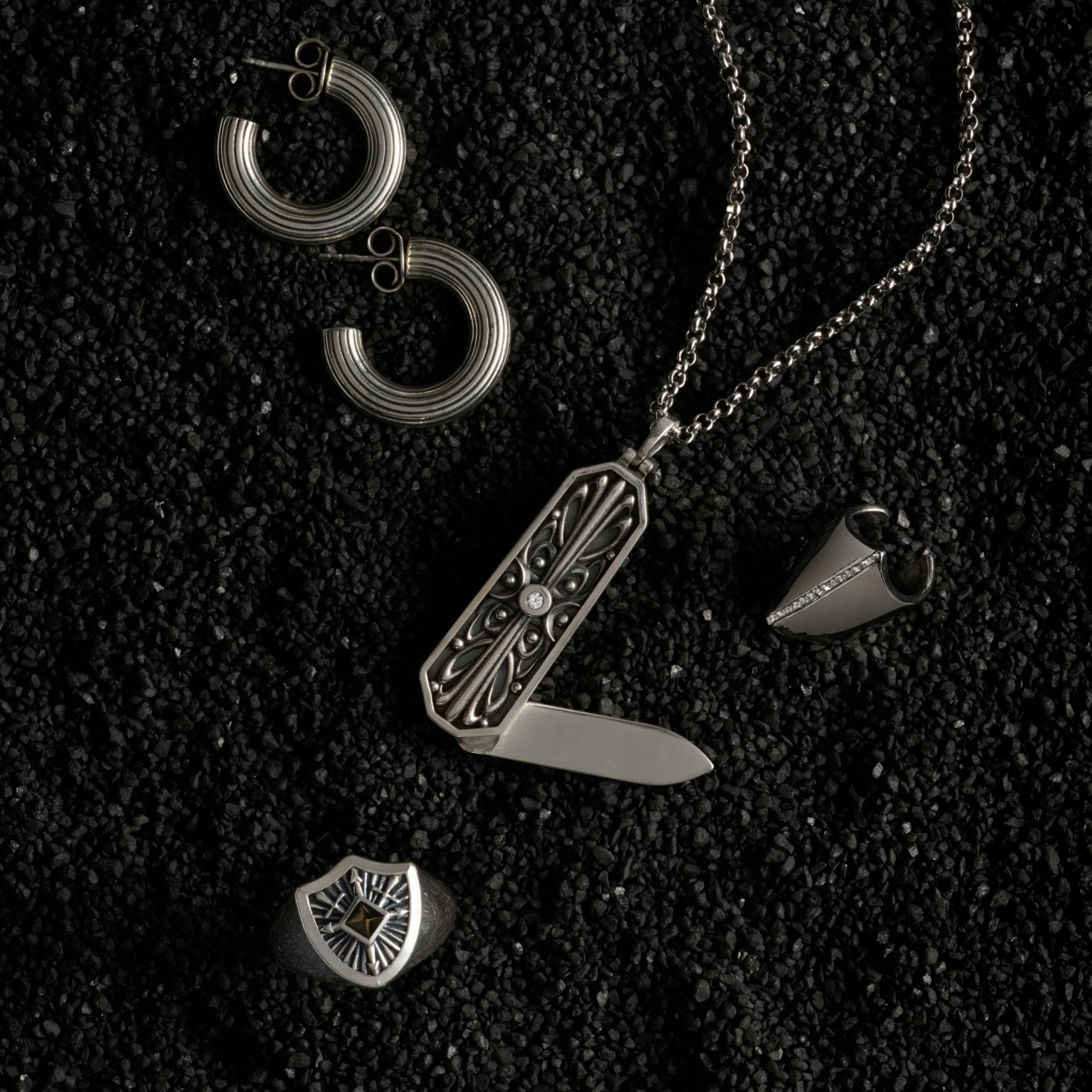 Triple Moon Pocket Knife Necklace - Image 4