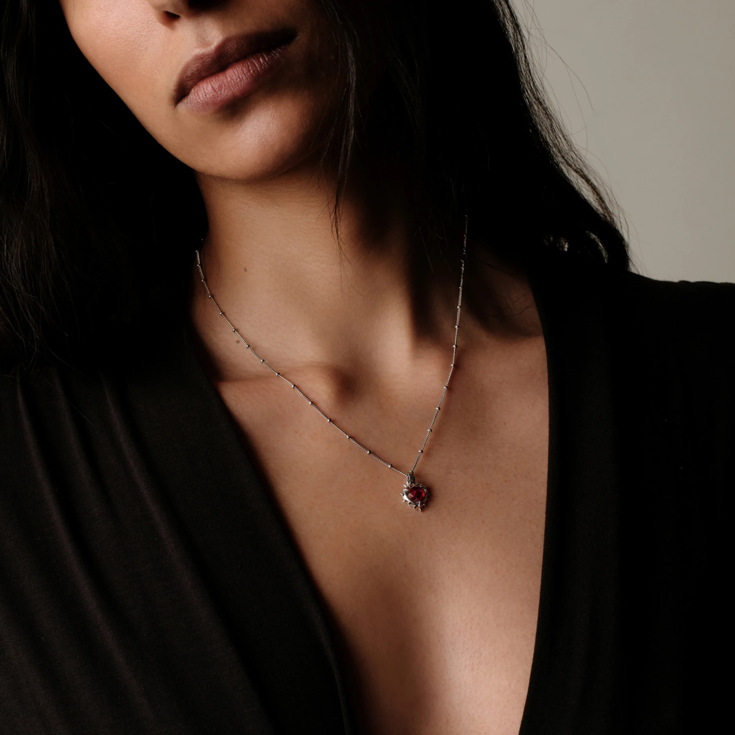 Heart of Thorns Amulet - Image 2