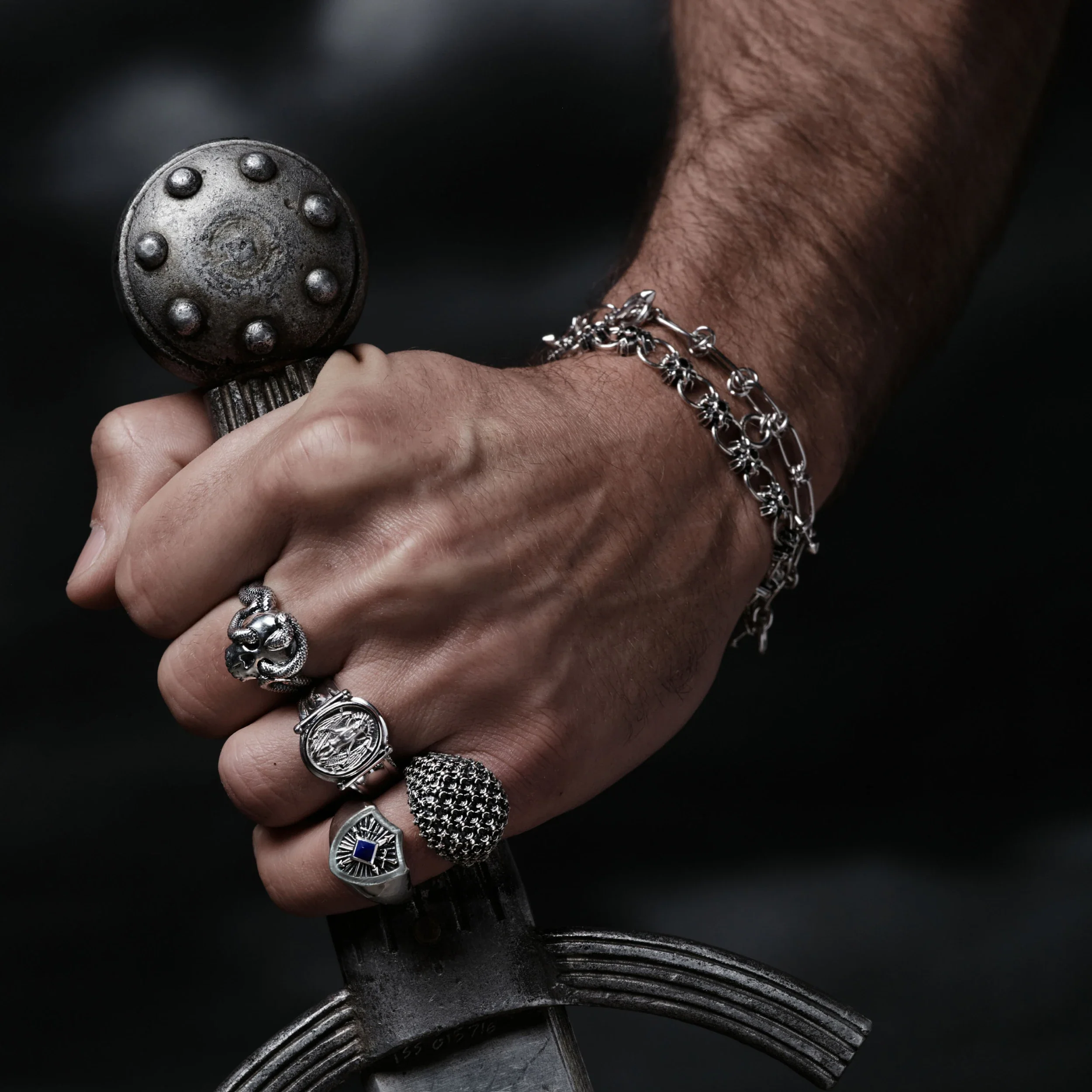 Knot Chain Toggle Bracelet - Image 3